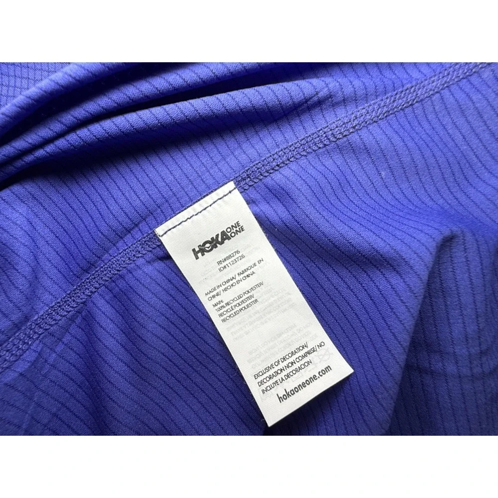 Hoka. Blue fitness shirt. size Medium. Blue 100% polyester 3/4 sleeve shirt